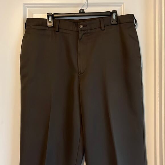 Men’s Savane Brown Chino Pants - Picture 2 of 10